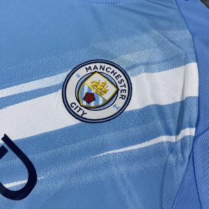 bo-ao-bong-da-clb-manchester-city-san-nha-2025-2026